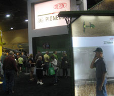 A crowded exhibit at this week's Commodity Classic in Kissimmee